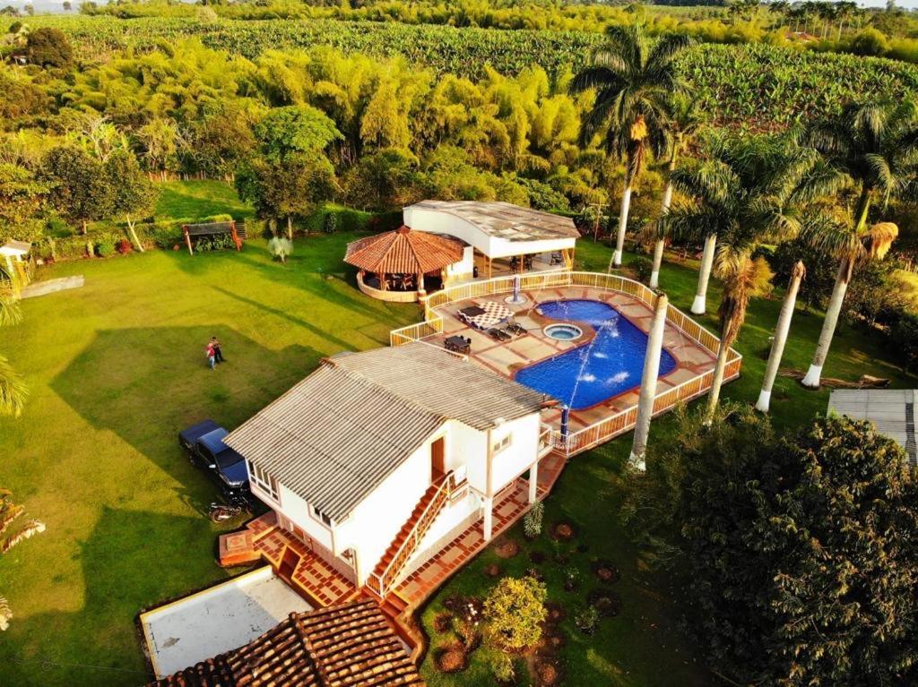 Alojamiento Campestre Hawaii Montenegro Esterno foto